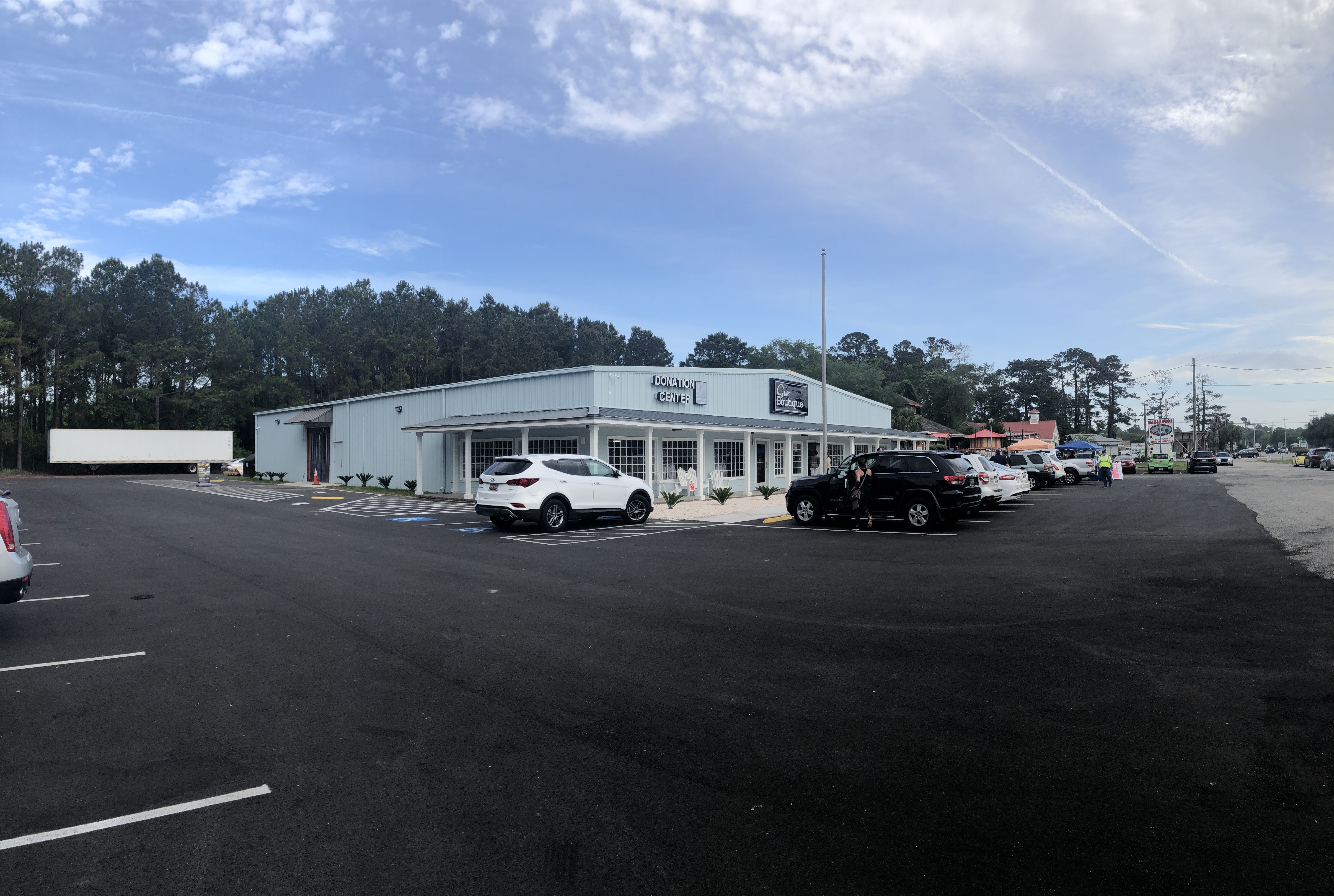 Picture of front of Goodwill Store